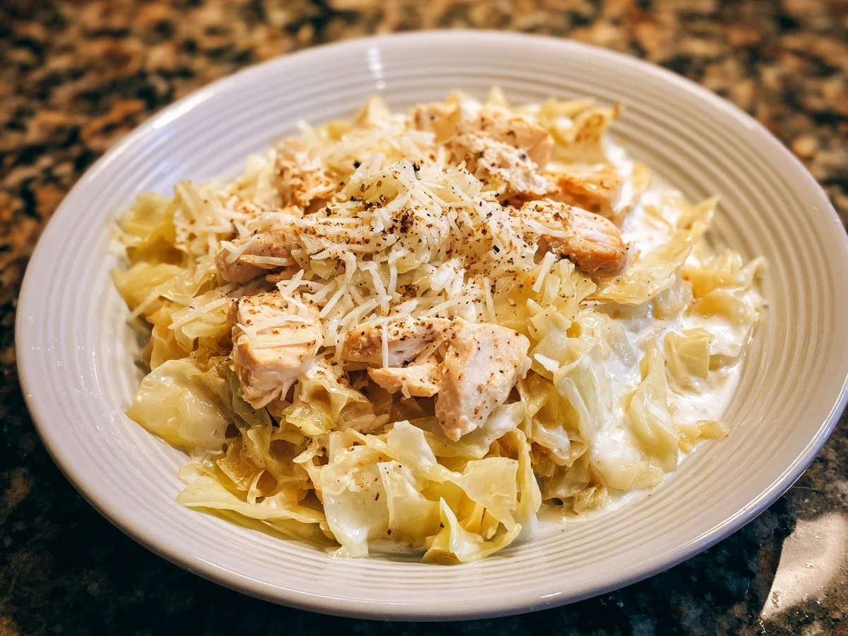 Creamy Low-Carb Alfredo Cabbage Pasta - Image 1