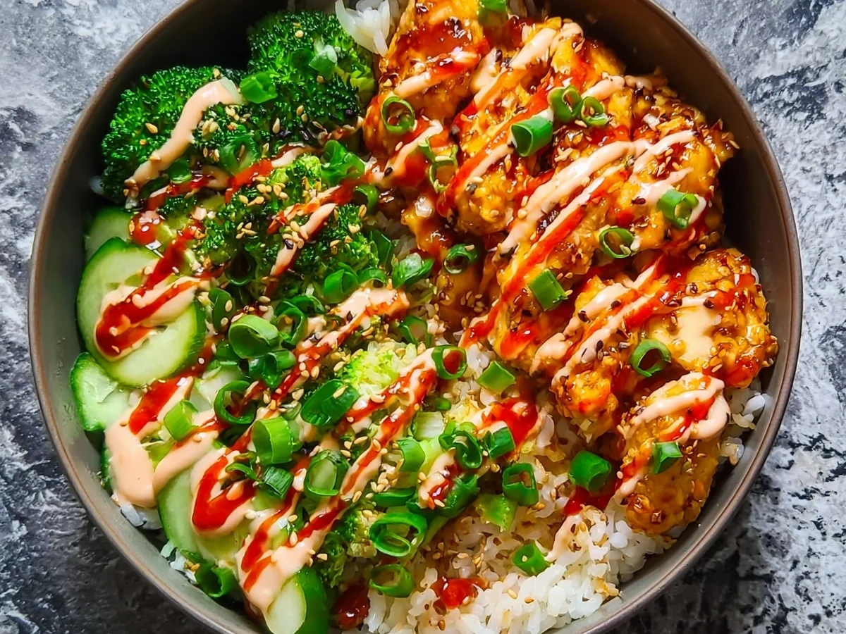 High Protein Bang Bang Chicken Meal Prep Bowl - Image 2