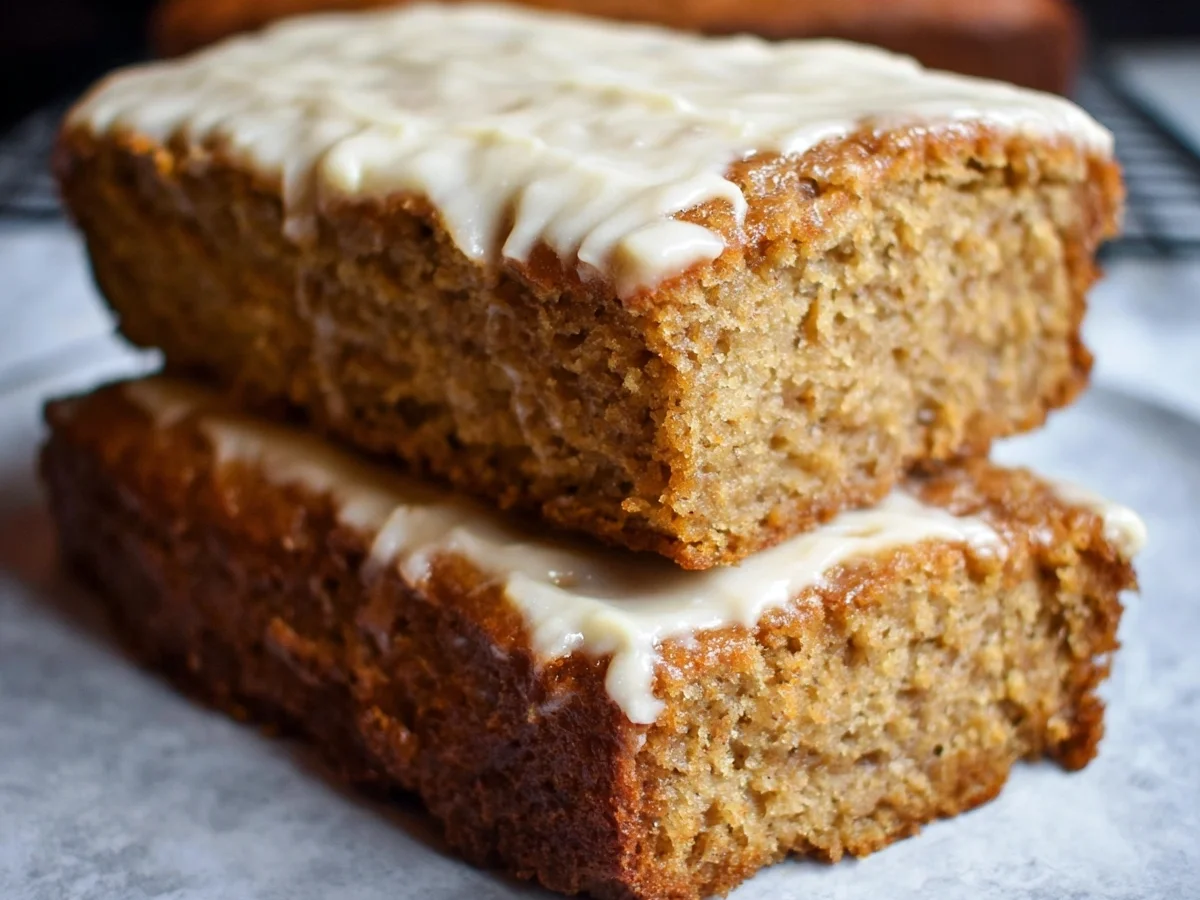 Moist Applesauce Cake: Healthy & Oil-Free Dessert - Image 2