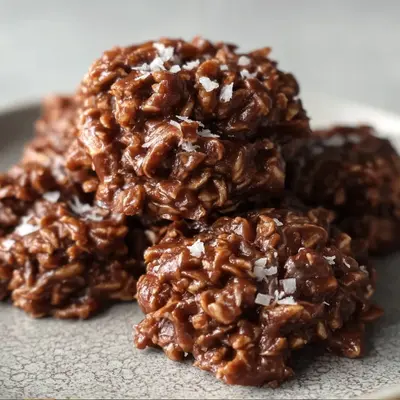 Keto No-Bake Cookies: Quick Low-Carb Treat