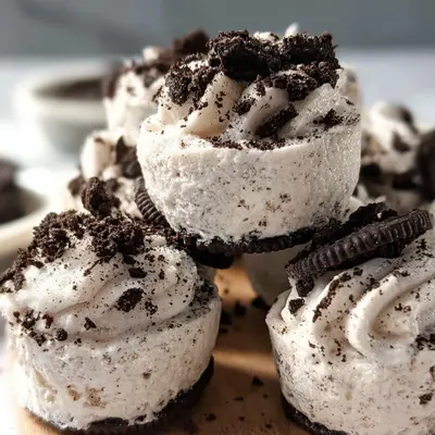 Skinny No-Bake Oreo Cheesecake Bites: Easy Dessert