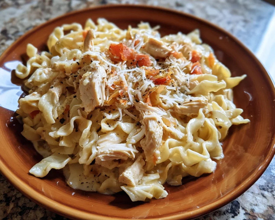 Low-Carb Alfredo Cabbage Pasta: Creamy & Comforting